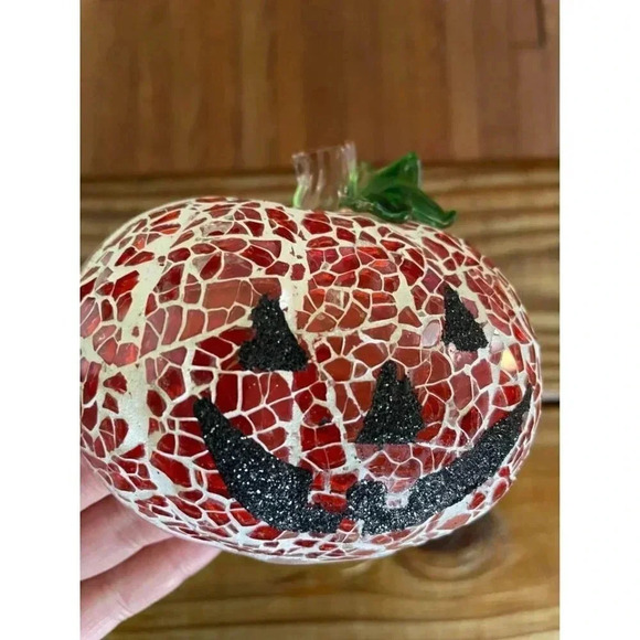 Mosaic Pumpkin Light Cover - Picture 2 of 8